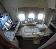 Emirates Boeing 777-300ER V.6 photo