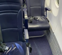 Ryanair Boeing 737 MAX 8-200 photo