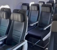 Alaska Airlines Boeing 737-900 ER V.2 photo
