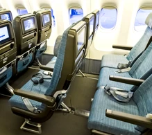 Cathay Pacific Boeing 777-300 photo