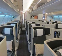 Cathay Pacific Airbus A330-300 V.1 photo