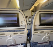 Cathay Pacific Airbus A330-300 V.1 photo