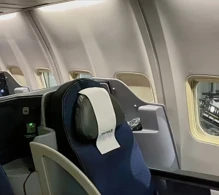 United Boeing 757-200 photo