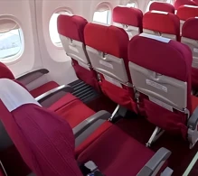 Hainan Airlines Boeing 737-800 V.1 photo