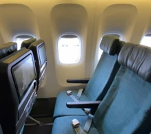 Cathay Pacific Boeing 777-300ER V.3 photo