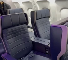 United Airbus A319-100 photo
