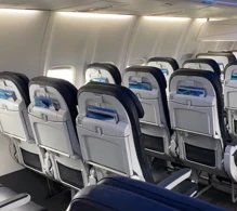 Alaska Airlines Boeing 737-700 photo