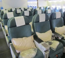 Cathay Pacific Boeing 777-300ER V.2 photo