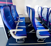 Wizz Air UK Airbus A321neo XLR photo
