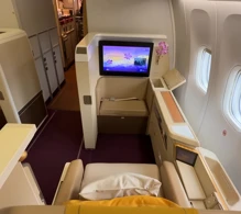 Thai Airways International Boeing 777-300ER V.2 photo