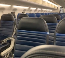 United Embraer E175 V.1 photo