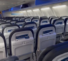 Alaska Airlines Boeing 737-800 V.2 photo