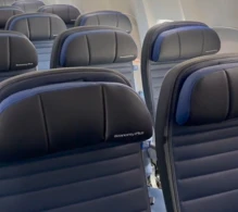 United Boeing 737-800 V.2 photo