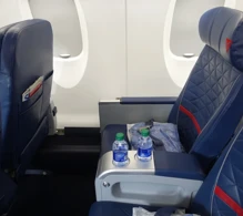 SkyWest Airlines Bombardier CRJ900 V.1 DL photo