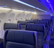 United Airbus A321neo photo