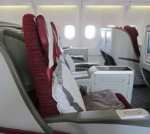 Qatar Airways Airbus A330-300 V.1 photo