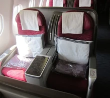 Qatar Airways Airbus A330-300 V.1 photo