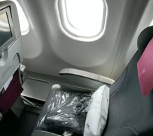 Qatar Airways Airbus A330-300 V.1 photo