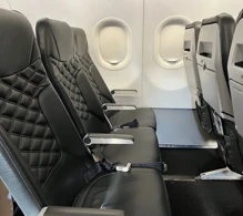 Frontier Airlines Airbus A320-200 V.1 photo