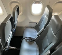 Frontier Airlines Airbus A320-200 V.1 photo