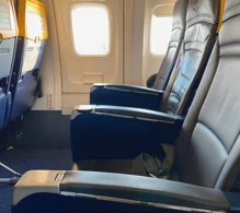 Ryanair Boeing 737-800 photo