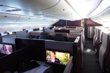 Qatar Airways Boeing 777-300 ER V.2 photo