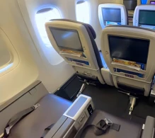 United Boeing 767-400ER photo