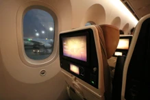 Etihad Airways Boeing 787-9 V.1 photo