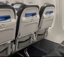 Alaska Airlines Boeing 737-900 ER photo