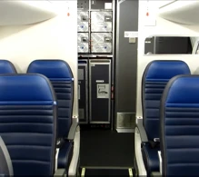 Republic Airways Embraer E175 V.3 UA photo