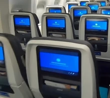 United Boeing 777-200ER V.1 photo