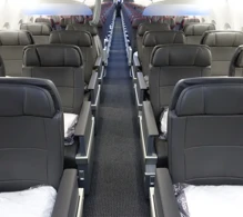 American Airlines Boeing 737 MAX 8 photo