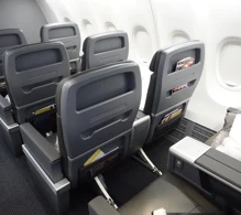 American Airlines Boeing 737 MAX 8 photo