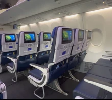 United Boeing 737 MAX 9 V.2 photo