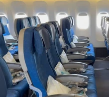 Korean Air Boeing 777-300ER V.2 photo