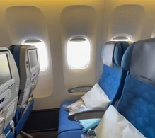 Korean Air Boeing 777-200ER photo