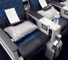 Delta Airbus A330-300 photo