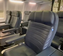 United Boeing 757-300 photo
