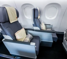 Royal Jordanian Embraer E195 E2 photo