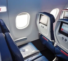 Delta Airbus A320-200 photo