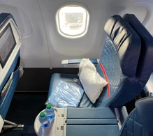 Delta Airbus A320-200 photo