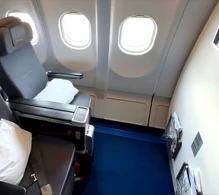 Lufthansa Airbus A340-300 photo